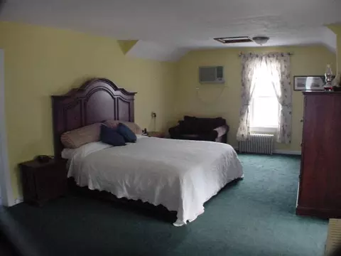 83 Cherry Ave, Delmar, NY 12054 photo 8