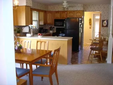 155 Hague Blvd # A, Glenmont, NY 12077 photo 3