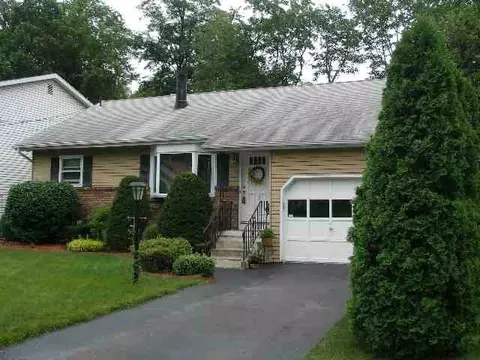 332 Ward Ave, Schenectady, NY 12304 photo 1