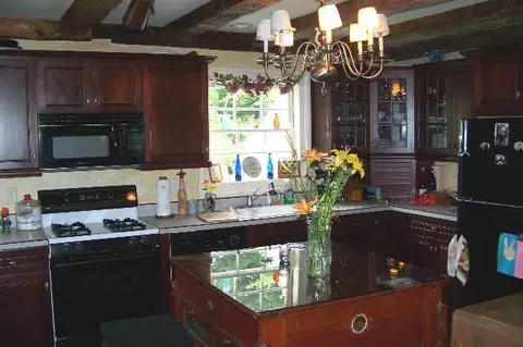 165 Cramer Rd, Malta, NY 12020 photo 2
