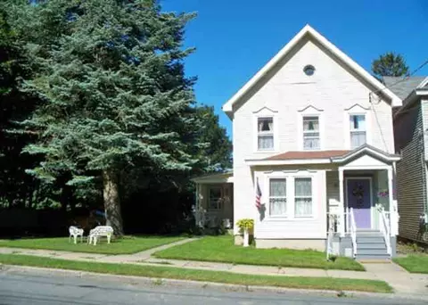 115 S Market St, Johnstown, NY 12095 photo 1