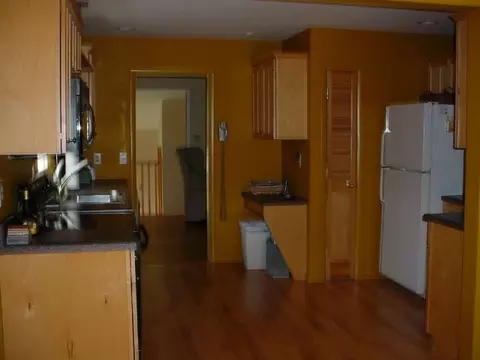 463 Hudson River Rd, Halfmoon, NY 12188 photo 7
