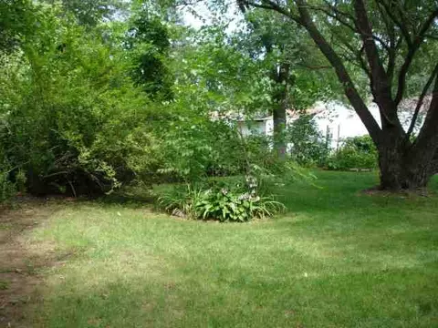531 Clayton Rd, Schenectady, NY 12304 photo 12