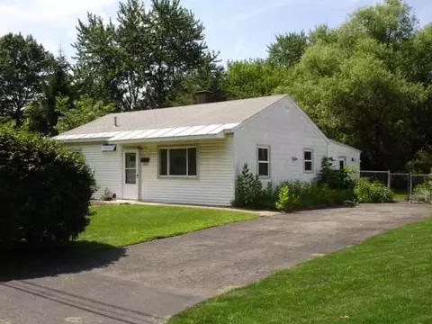 531 Clayton Rd, Schenectady, NY 12304 photo 2