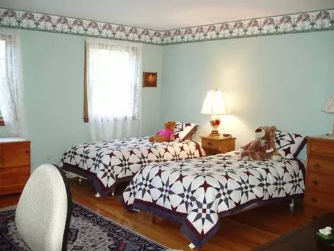33 E Bayberry Rd, Glenmont, NY 12077 photo 10