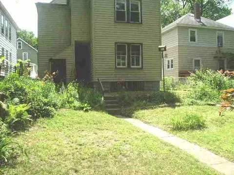 23 Cornell St, Schenectady, NY 12304 photo 10