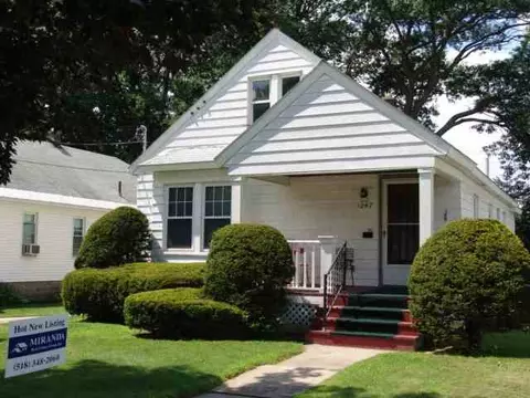 1247 Garner Ave, Schenectady, NY 12309 photo 1