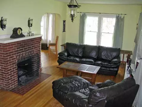 36 Delmar Pl, Delmar, NY 12054 photo 5