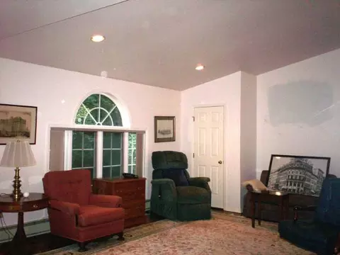 11 Wicklow Ter, Delmar, NY 12054 photo 2