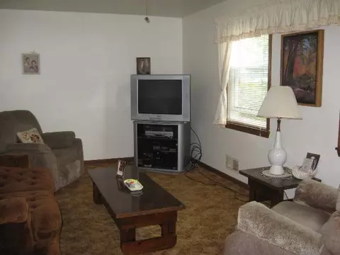 1121 Phoenix Ave, Schenectady, NY 12308 photo 5