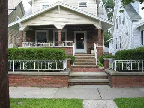 1121 Phoenix Ave, Schenectady, NY 12308 photo 1