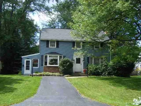 4 Marion Rd, Delmar, NY 12054 photo 1