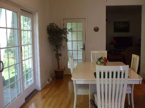 34 Hedgerose Ln, Delmar, NY 12054 photo 7