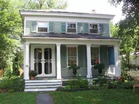 12 Albany Ave, Kinderhook, NY 12106 photo 1