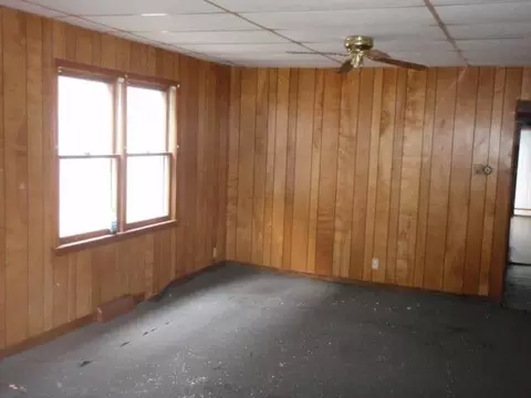 651 Mcclellan St, Schenectady, NY 12304 photo 3