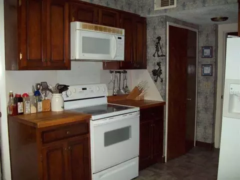 1364 Union St, Schenectady, NY 12308 photo 5