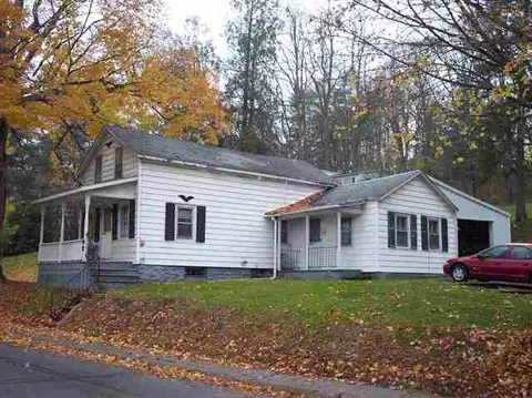 49 E Grand St, Palatine, NY 13428 photo 2