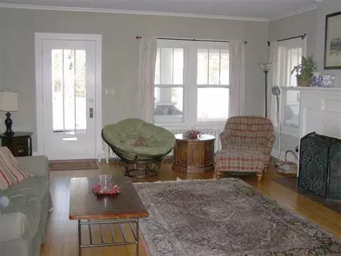 392 Delaware Ave, Delmar, NY 12054 photo 9