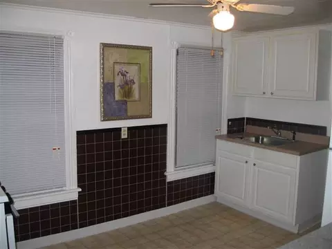 22 Harvard St, Schenectady, NY 12303 photo 2