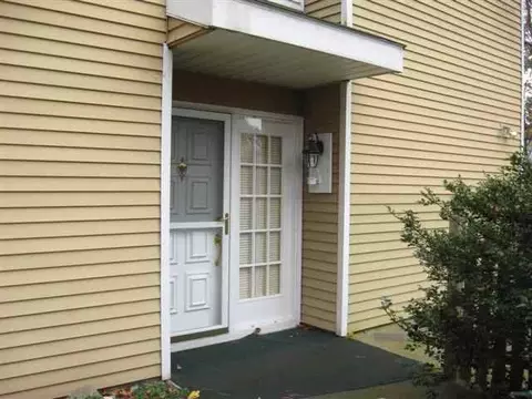 5 Leaf Rd, Delmar, NY 12054 photo 2