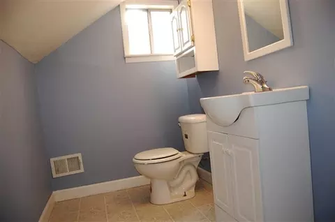 176 Donald Ave, Schenectady, NY 12304 photo 4