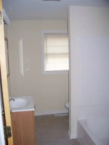 2516 Van Vranken Ave, Schenectady, NY 12308 photo 5