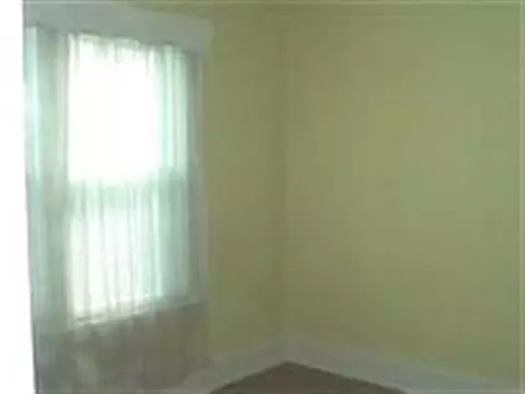 836 Decamp Ave, Schenectady, NY 12309 photo 9