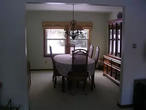 4 Sutherland Ct, Delmar, NY 12054 photo 7