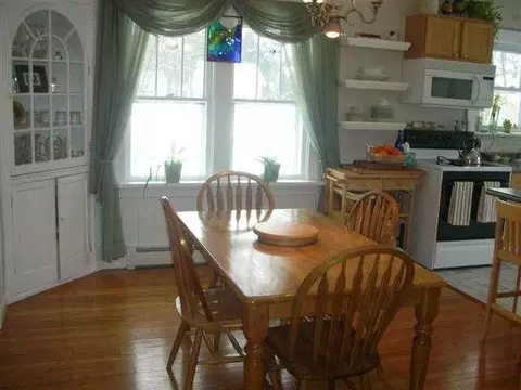 55 Union Ave, Delmar, NY 12054 photo 5