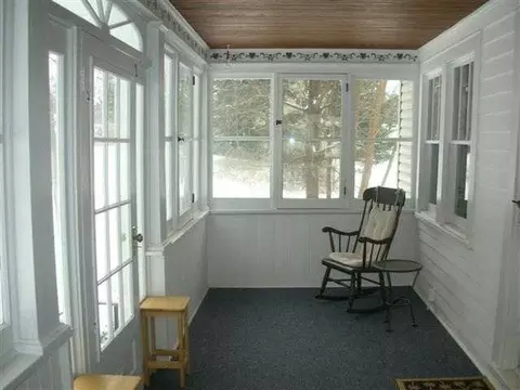 55 Union Ave, Delmar, NY 12054 photo 2