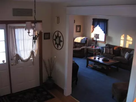 46 Eastholm Rd, Schenectady, NY 12304 photo 6
