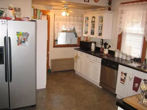 46 Snowden Ave, Schenectady, NY 12304 photo 4