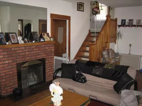 46 Snowden Ave, Schenectady, NY 12304 photo 3