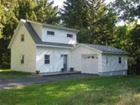 5 Dewey Ave, Delmar, NY 12054 photo 1