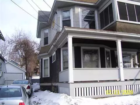 1048 Keyes Ave, Schenectady, NY 12309 photo 3