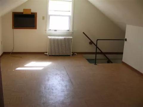 370 Third Ave, Troy, NY 12182 photo 8