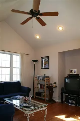 223 River Rd, Glenmont, NY 12077 photo 4