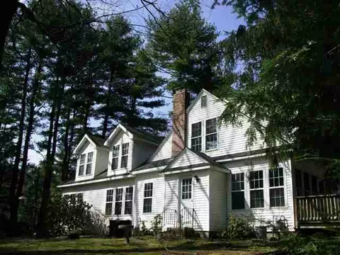 95 Beacon Rd, Glenmont, NY 12077 photo 1