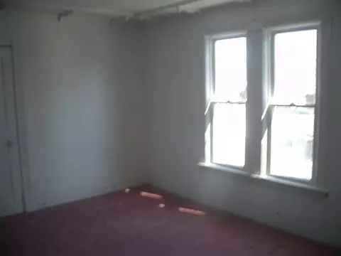 18 Elbert St, Schenectady, NY 12304 photo 8