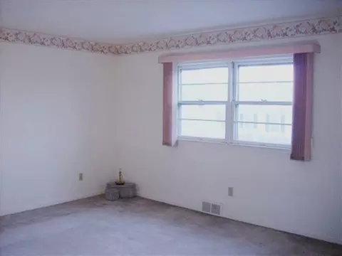 1401 Mcclellan St, Schenectady, NY 12309 photo 10