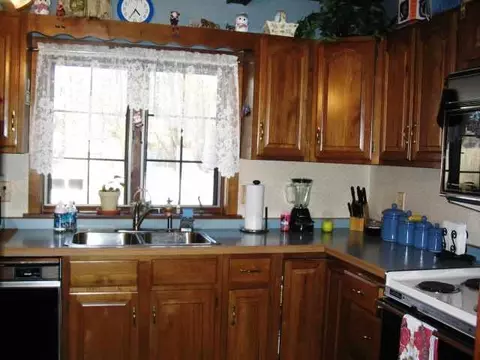 301 13th St, Schenectady, NY 12306 photo 6