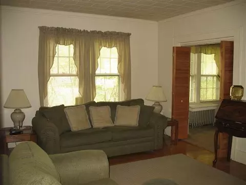 1157 Keyes Ave, Schenectady, NY 12309 photo 3