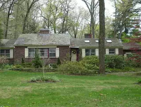 40 Partridge Rd, Delmar, NY 12054 photo 9