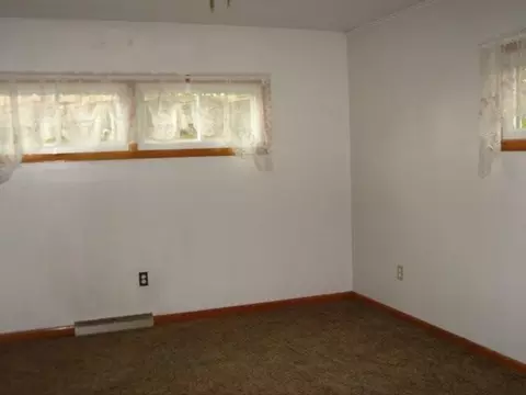 34 Hamilton Ave, Corinth, NY 12822 photo 8