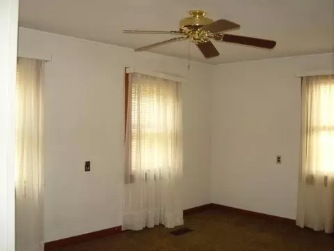 34 Hamilton Ave, Corinth, NY 12822 photo 6