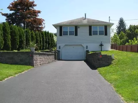34 Central Jewitt Rd, Niskayuna, NY 12304 photo 7