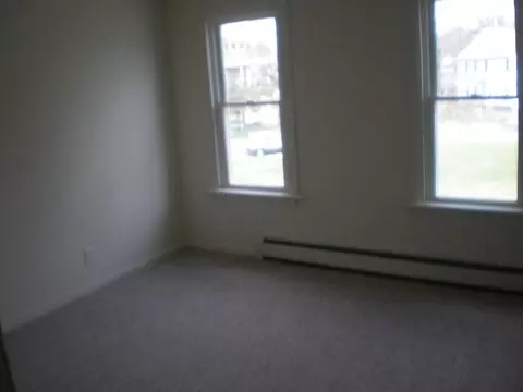 266 Cherry St, Schenectady, NY 12306 photo 7