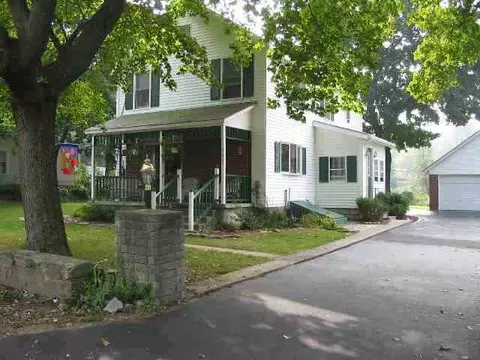 315 Pine St, Corinth, NY 12822 photo 1