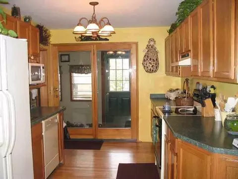 315 Pine St, Corinth, NY 12822 photo 3