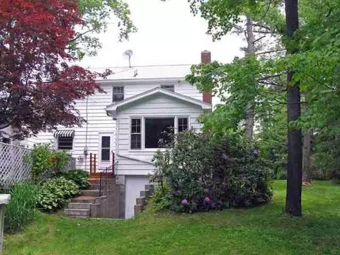 41 Pineview Ave, Delmar, NY 12054 photo 2